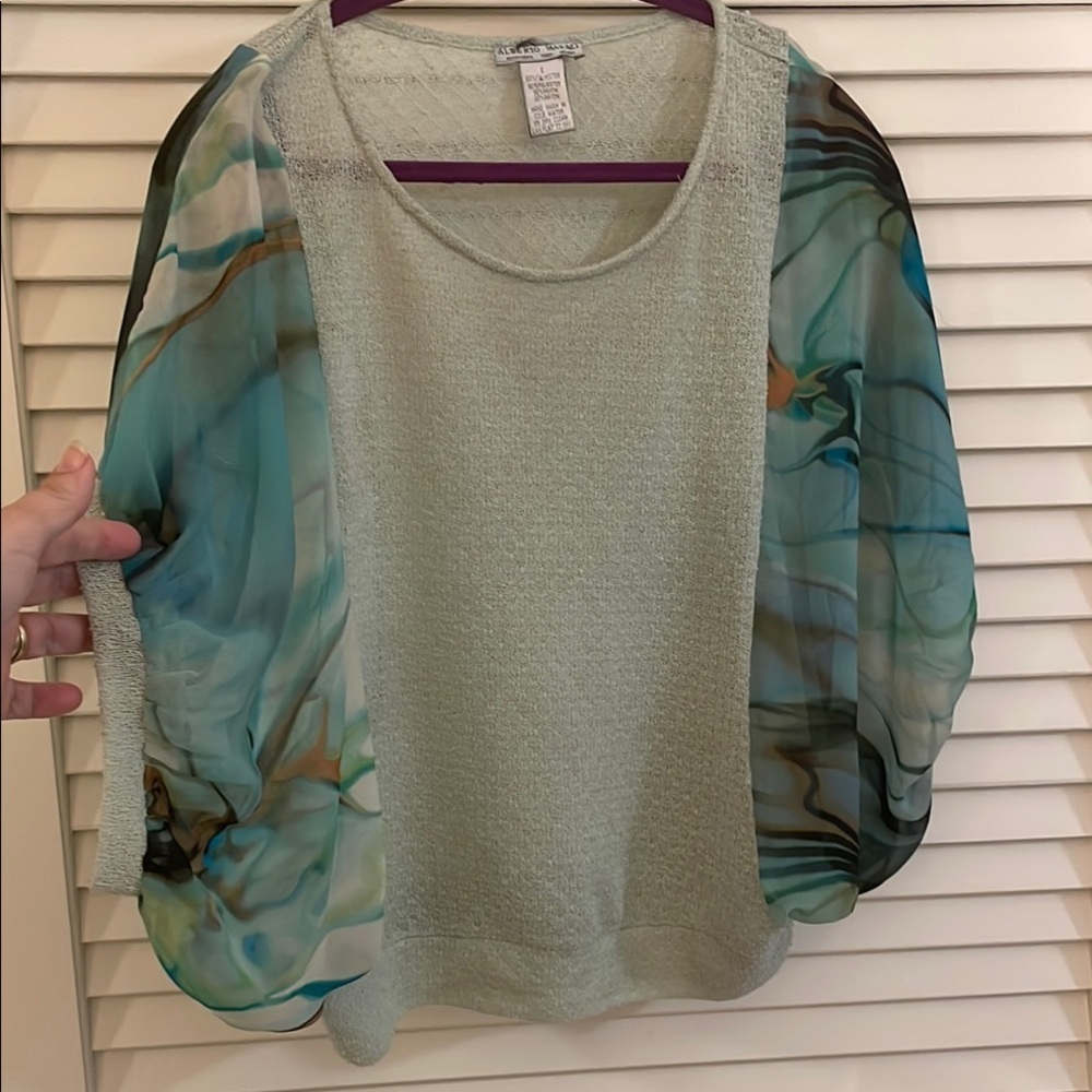 Alberto Makali Seafoam Knit  Multicolor Sheer Beautiful Sleeve Seater Combo